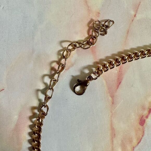 Turquoise tone beaded statement necklace - Picture 6 of 9